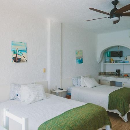 Cancun Plaza Condo Ocean Front Exterior photo